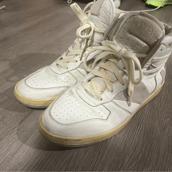 Rhude Sneaker - Picture 2 of 3